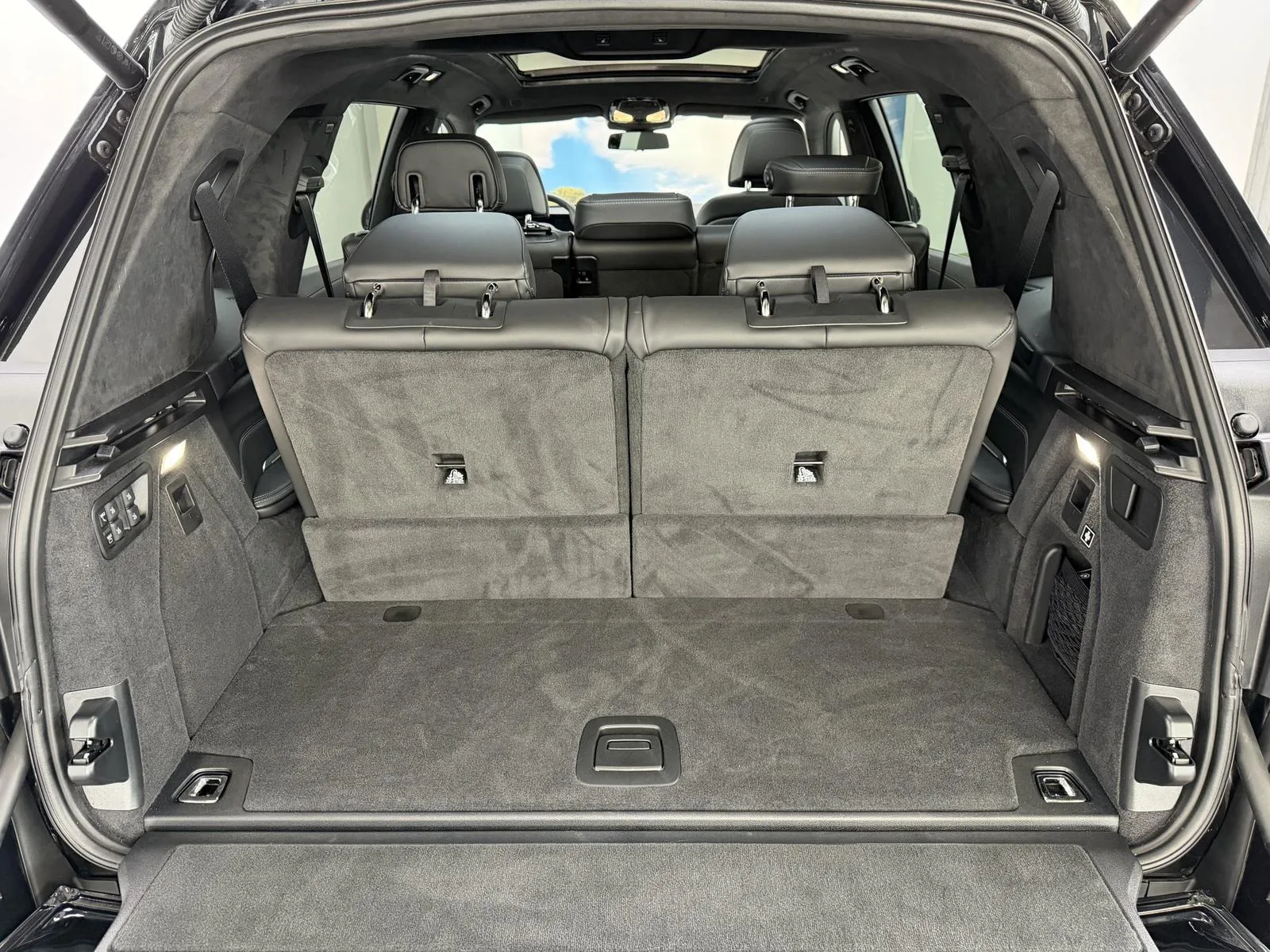 2025 BMW X7 xDrive40i M Sport Pro, 21/30