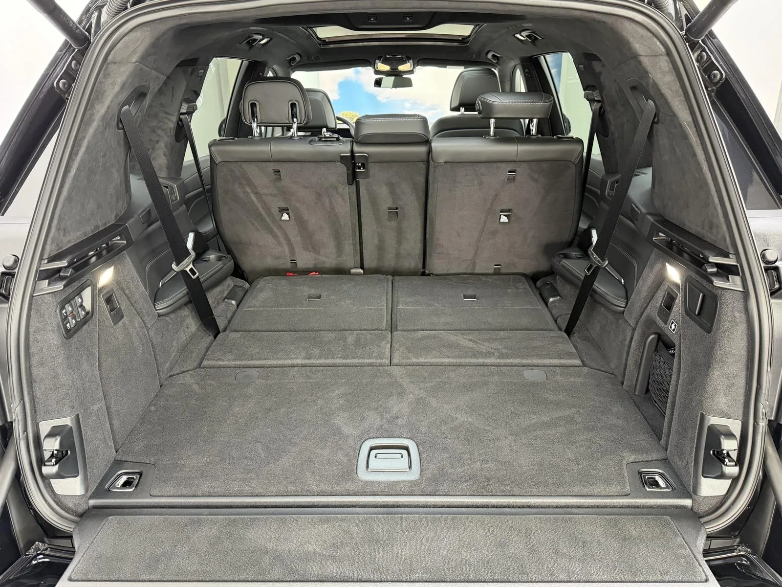 2025 BMW X7 xDrive40i M Sport Pro, 23/30