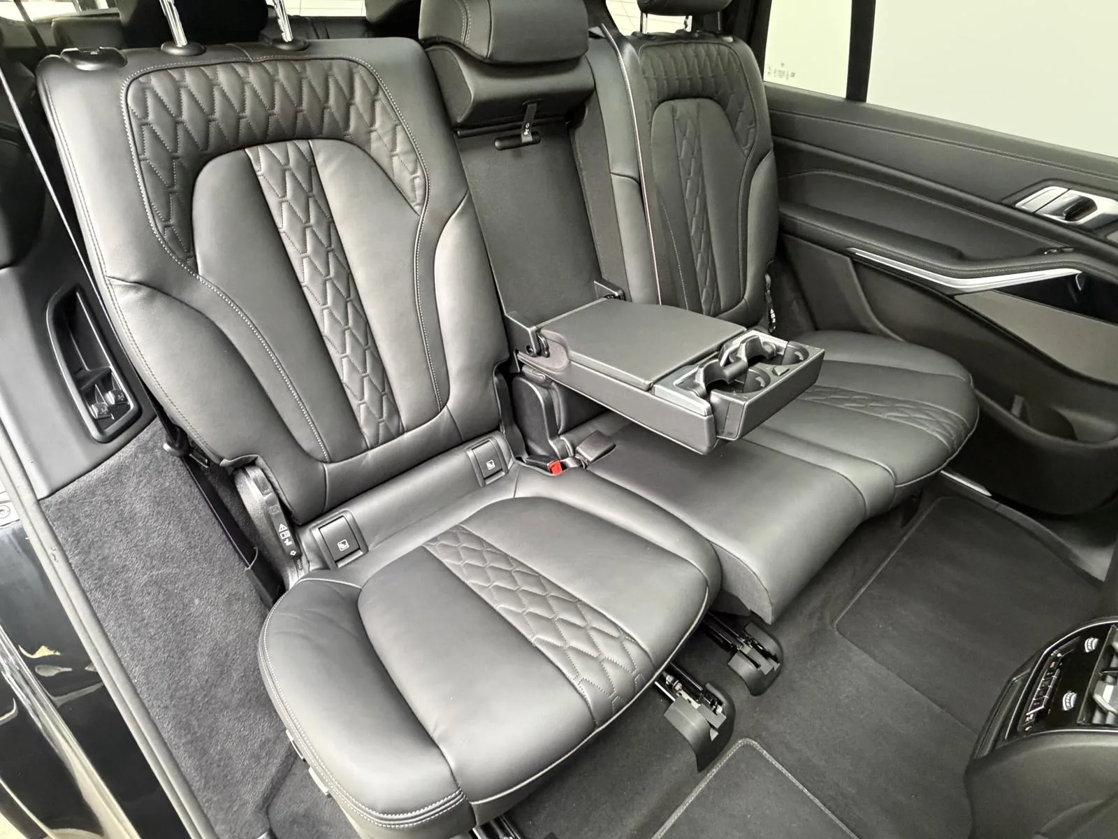 2025 BMW X7 xDrive40i M Sport Pro, 29/30