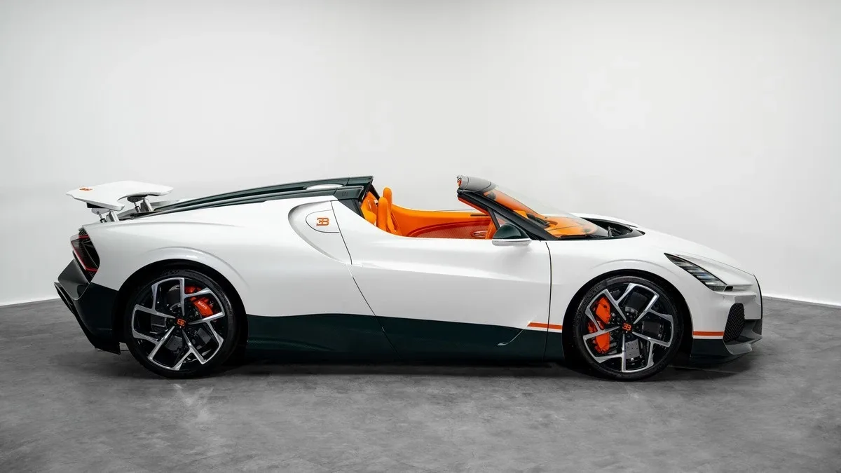 2025 Bugatti W16 Mistral, 3/30