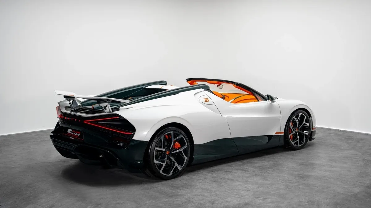 2025 Bugatti W16 Mistral, 4/30