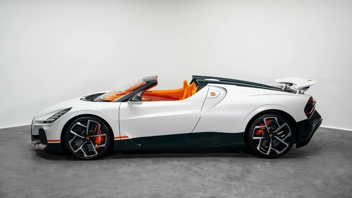 2025 Bugatti W16 Mistral, 6/30