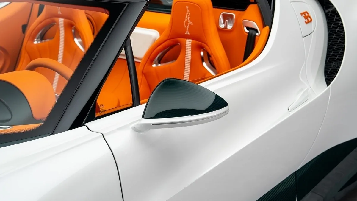 2025 Bugatti W16 Mistral, 9/30