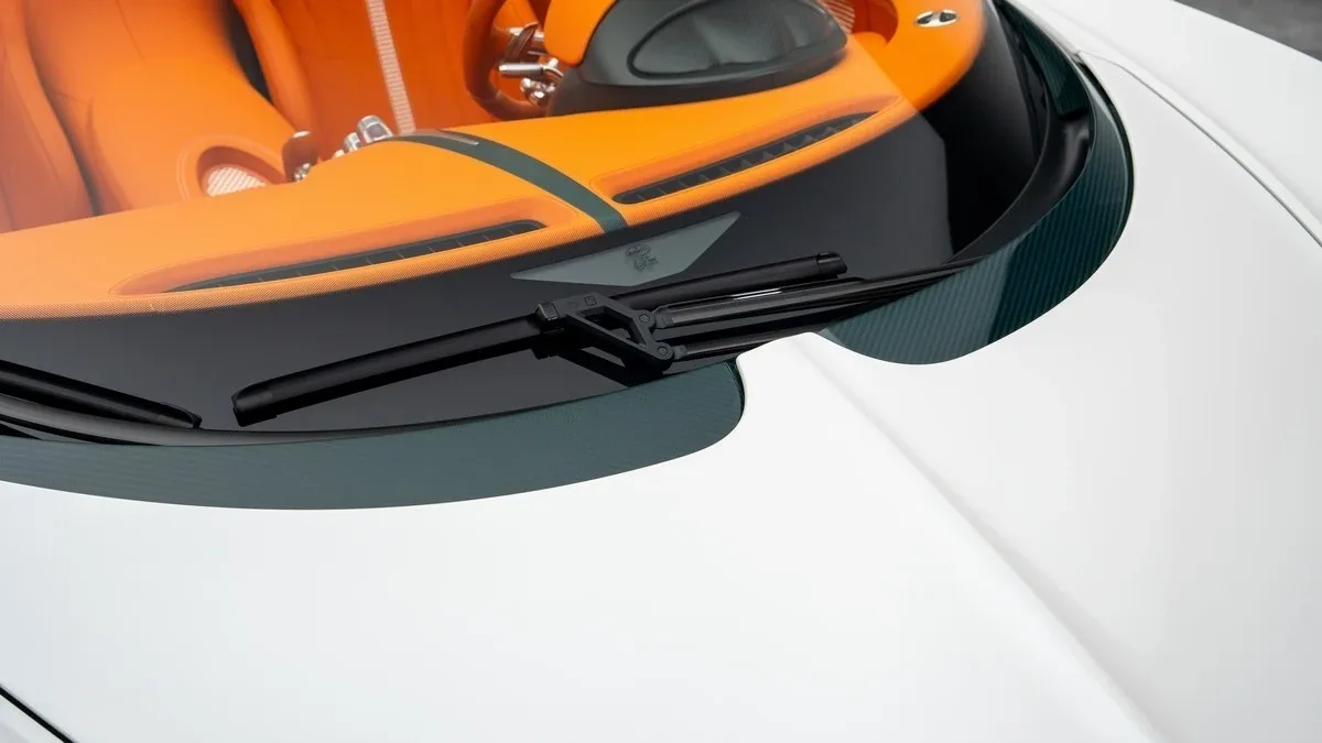 2025 Bugatti W16 Mistral, 12/30