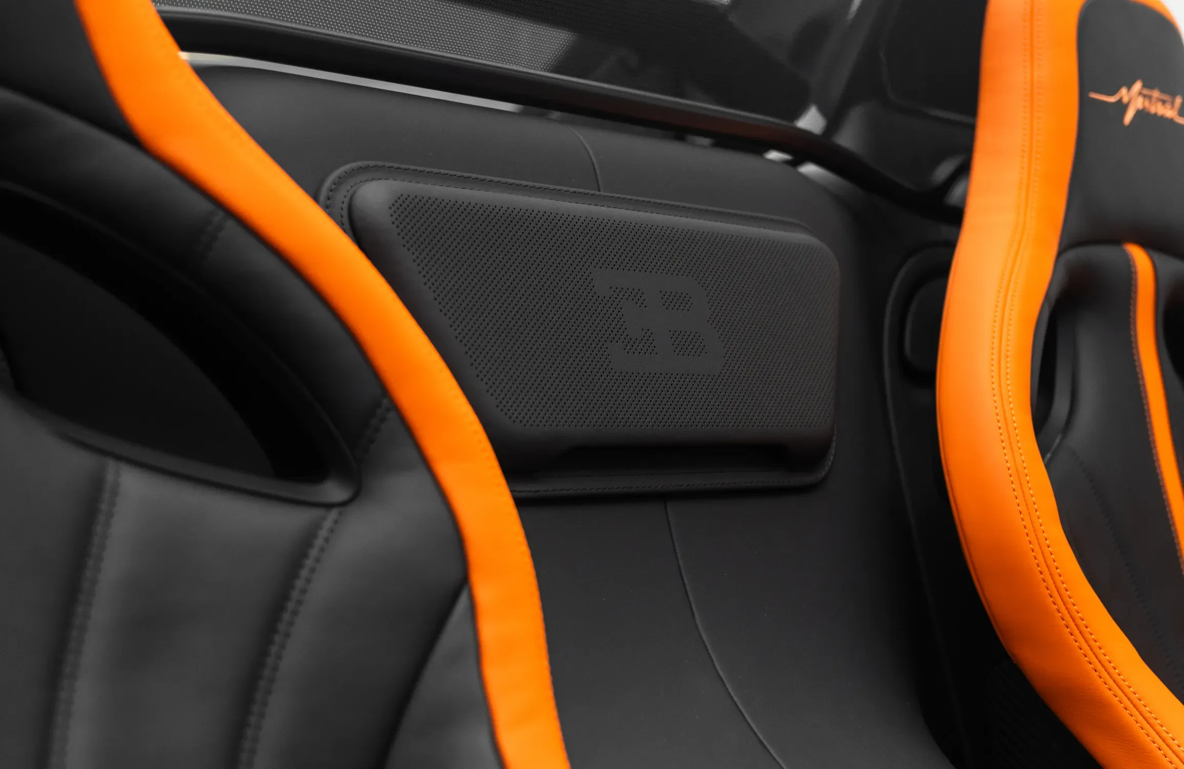 2025 Bugatti W16 Mistral, 9/30