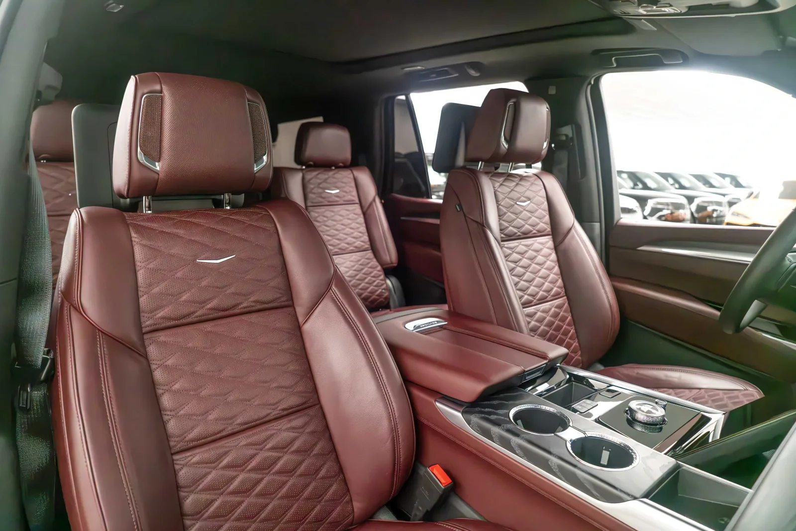 2025 Cadillac Escalade 600 Sport, 13/16