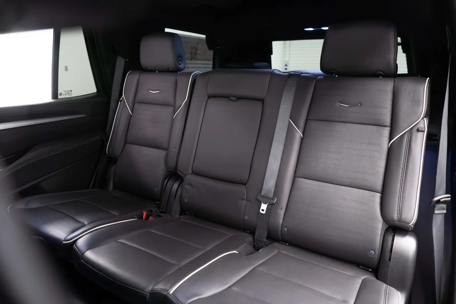 2025 Cadillac Escalade 600 Sport, 13/16