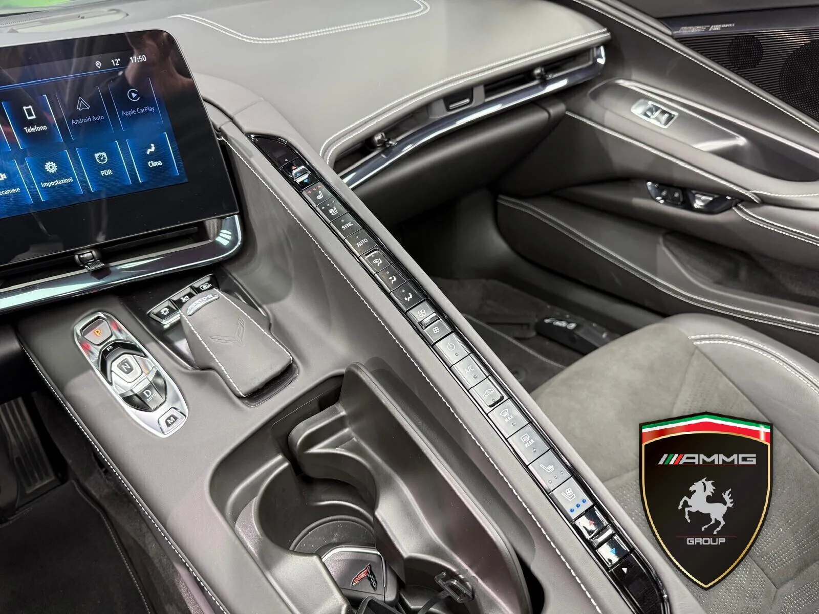 2025 Chevrolet Corvette Stingray Convertible 3LT, 11/15
