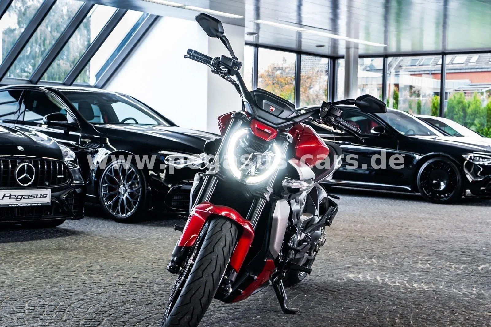 2025 Ducati XDiavel V4, 4/30