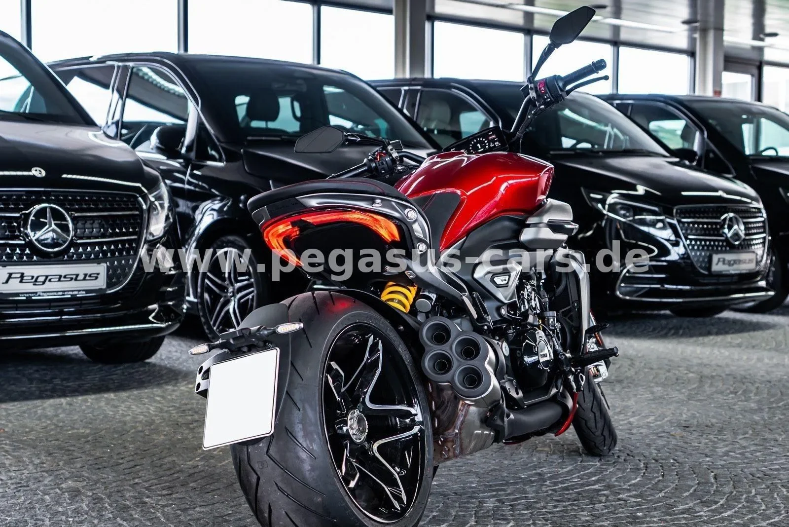 2025 Ducati XDiavel V4, 9/30