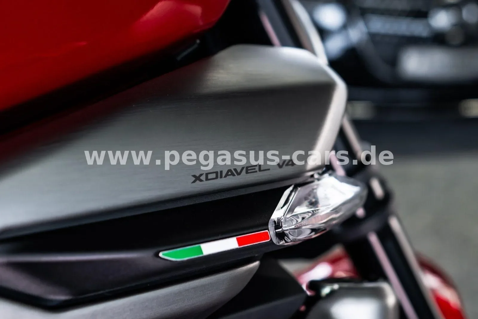 2025 Ducati XDiavel V4, 15/30