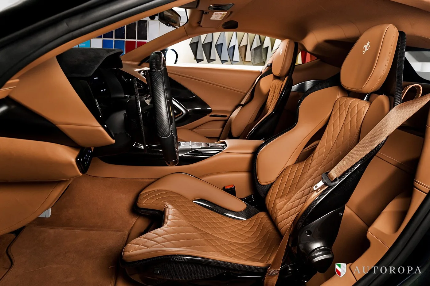 2025 Ferrari 12Cilindri angeboten von einem offiziellen Ferrari und Maserati-Vertragshändler in Stockholm, Schweden, Foto 8 von 10