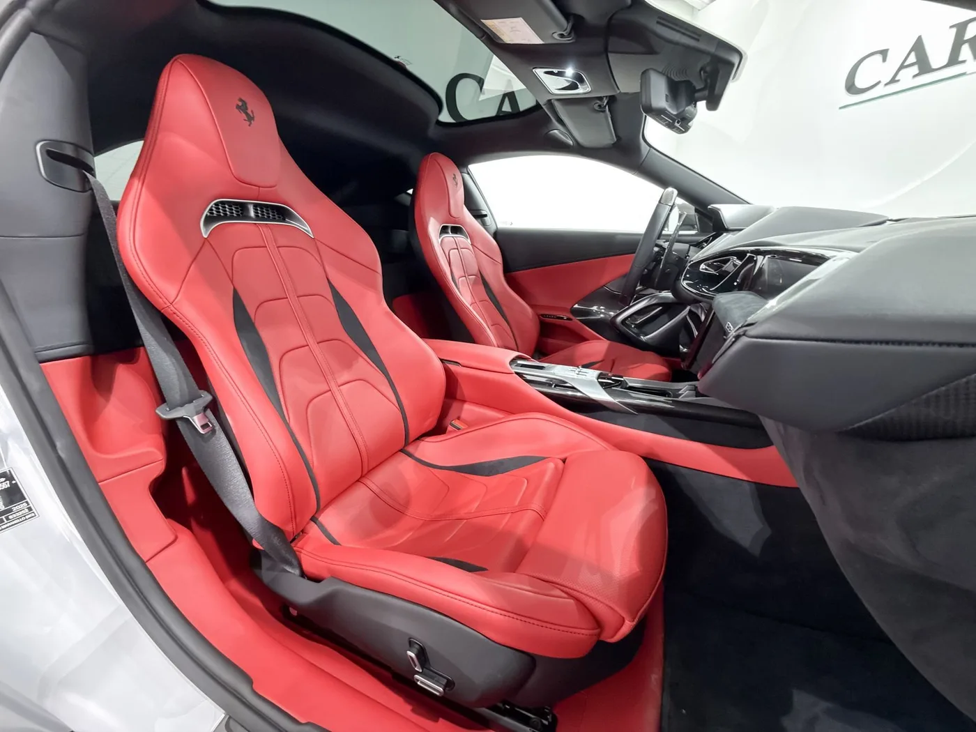 2025 Ferrari 12Cilindri Atelier offered by a supercar dealer in Zibido San Giacomo, Italy, photo 14 of 23