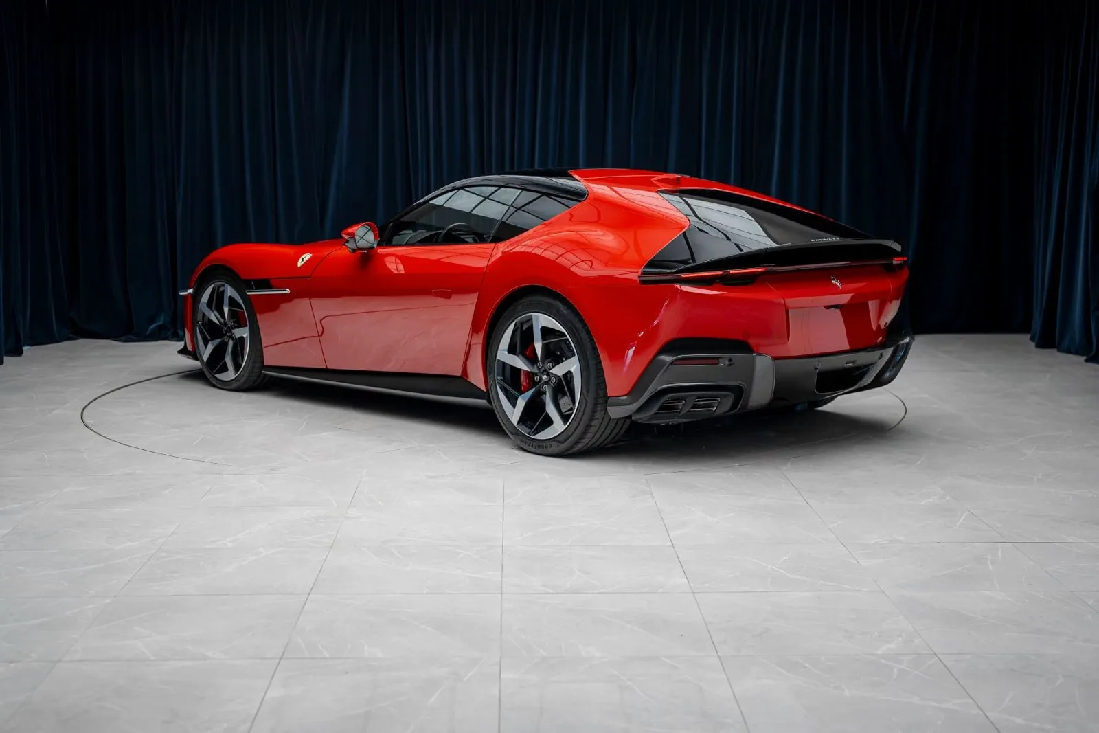 2025 Ferrari 12Cilindri, 3/30