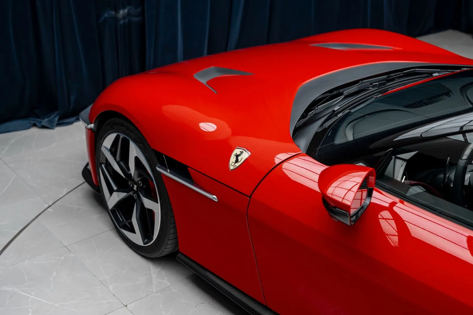 2025 Ferrari 12Cilindri, 10/30