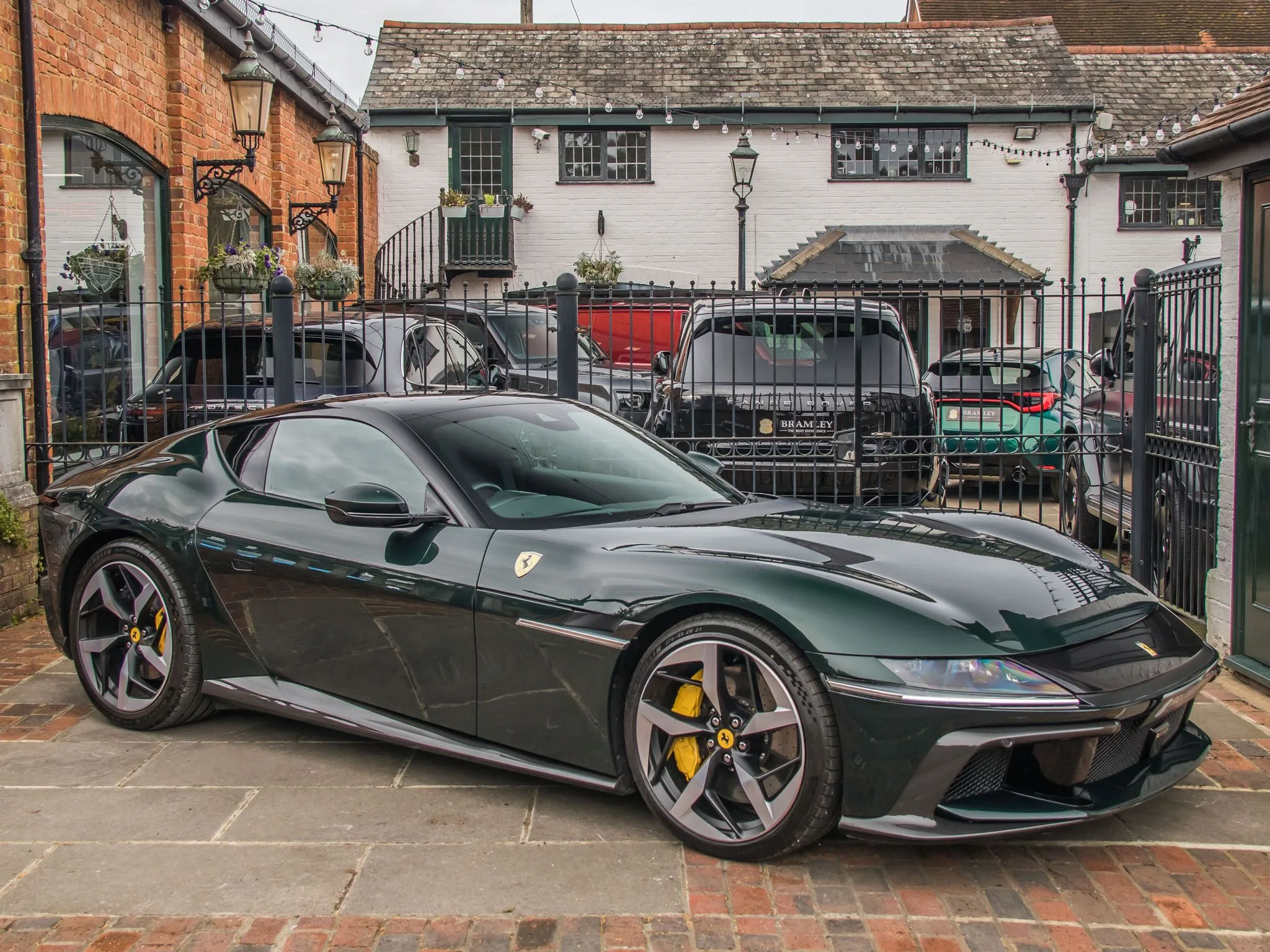 2025 Ferrari 12Cilindri, 4/24