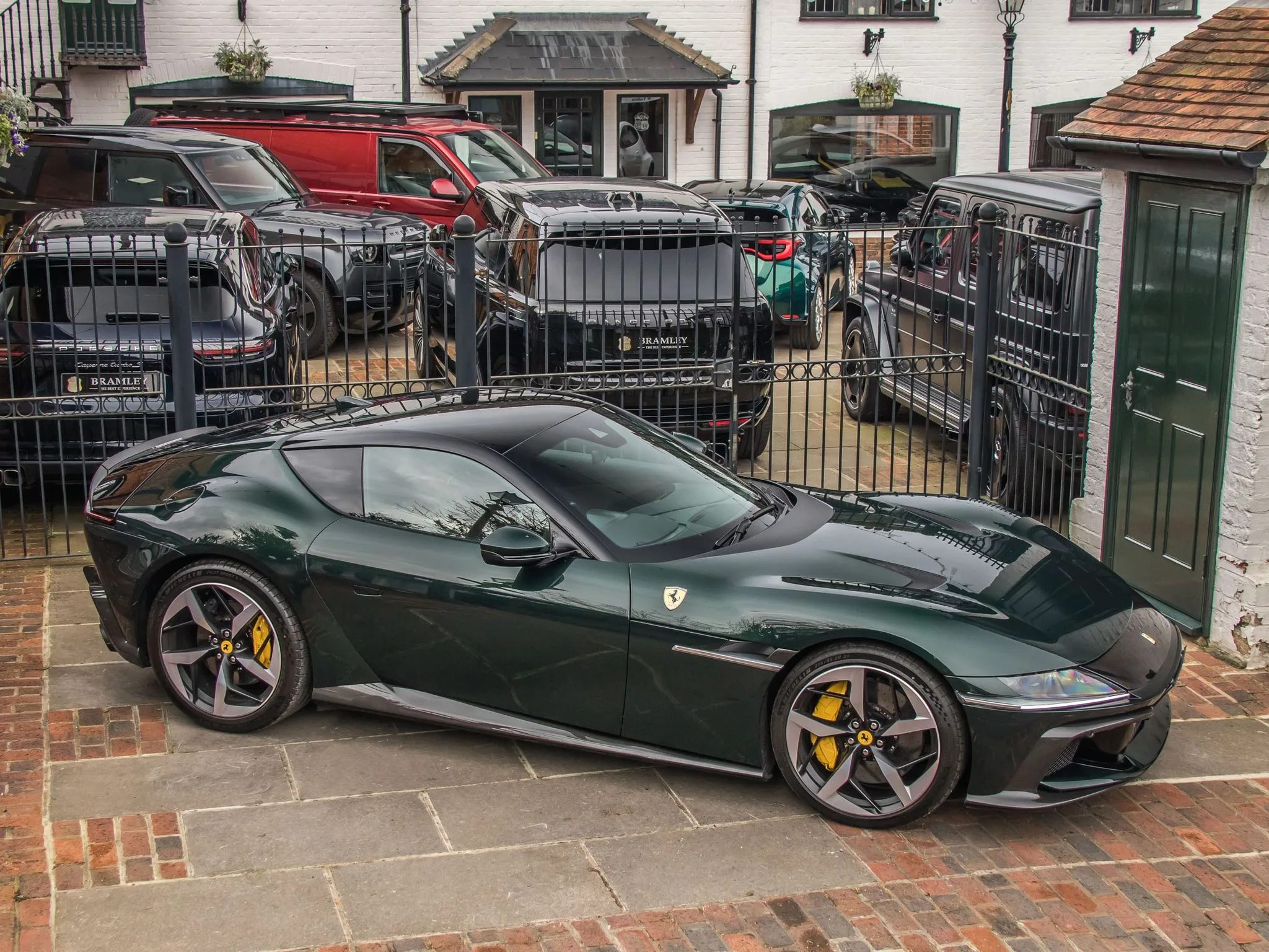 2025 Ferrari 12Cilindri, 10/24