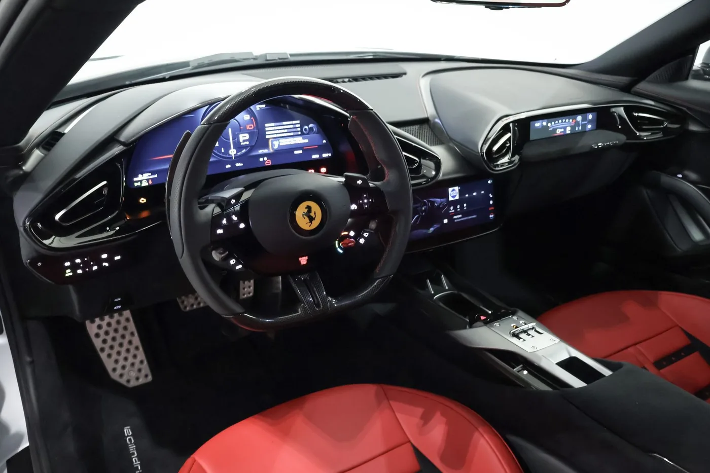 2025 Ferrari 12Cilindri offered by a supercar dealer in Zibido San Giacomo, Italy, photo 9 of 25