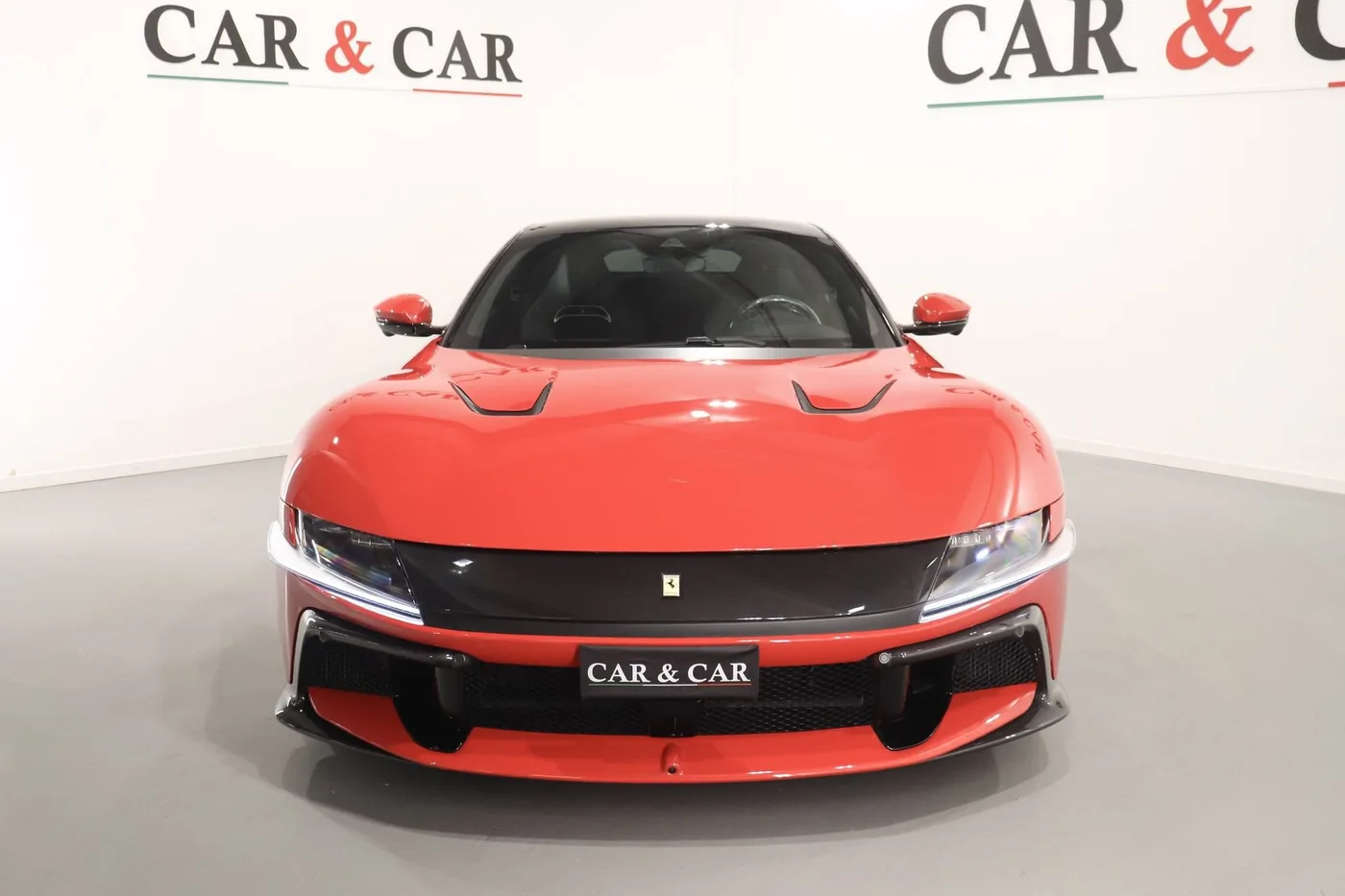 2025 Ferrari 12Cilindri offered by a supercar dealer in Zibido San Giacomo, Italy, photo 3 of 15