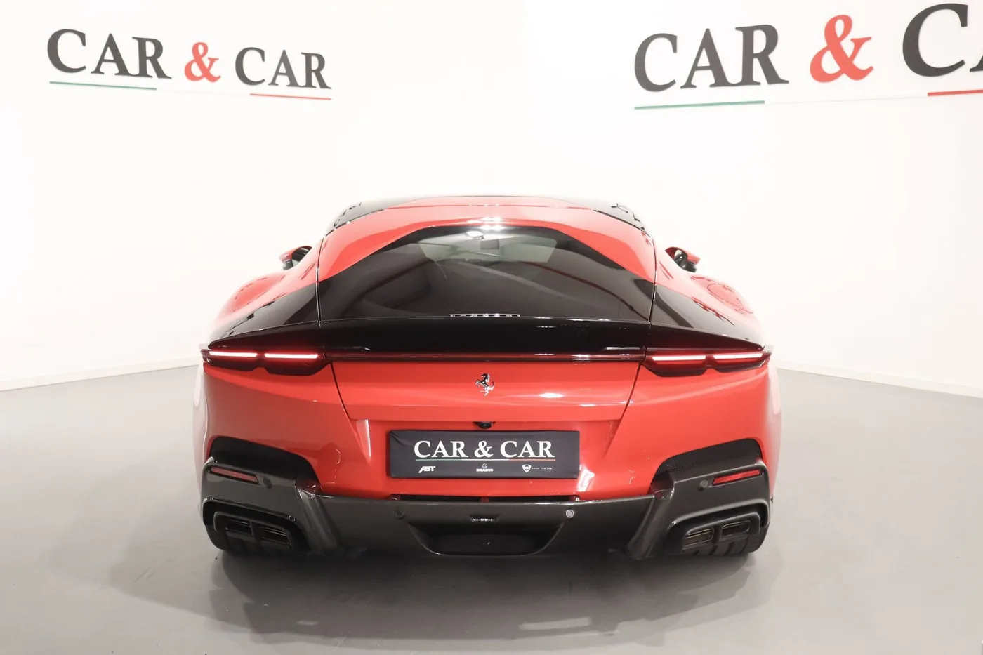 2025 Ferrari 12Cilindri offered by a supercar dealer in Zibido San Giacomo, Italy, photo 4 of 15