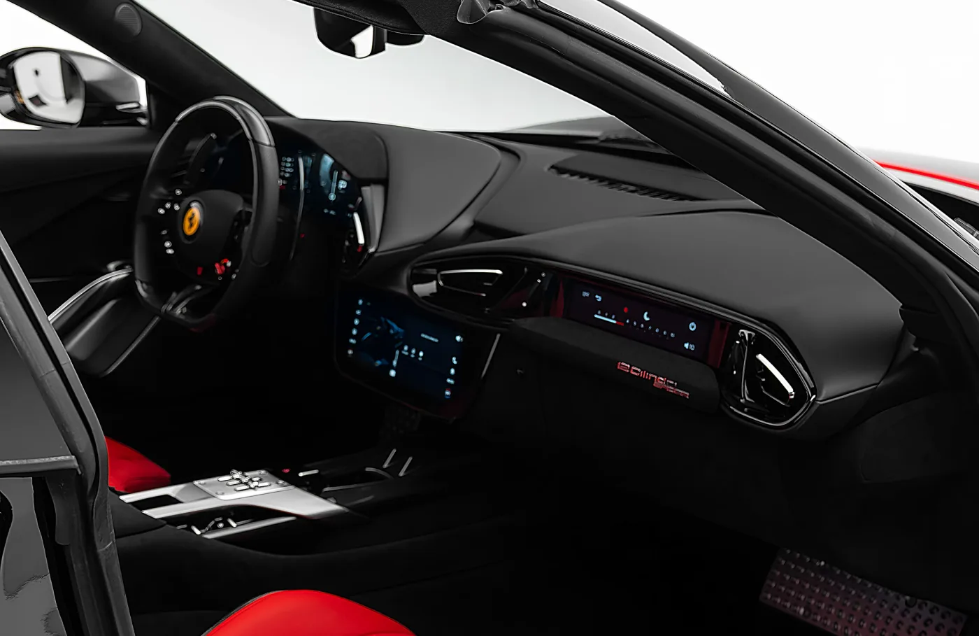 2025 Ferrari 12Cilindri offered by a specialist dealer in Dubai, United Arab Emirates, photo 6 of 10