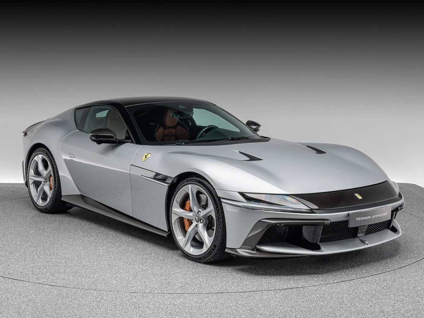2025 Ferrari 12Cilindri proposée par un concessionnaire spécialisé à Böblingen, Allemagne, photo 9 sur 15