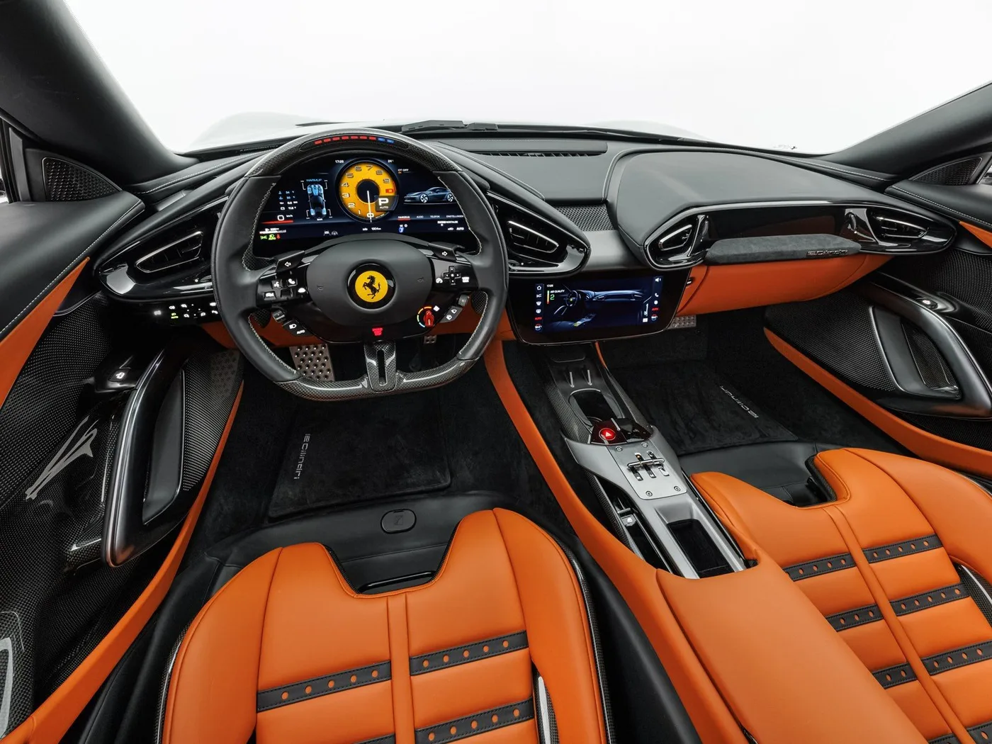 2025 Ferrari 12Cilindri proposée par un concessionnaire spécialisé à Böblingen, Allemagne, photo 12 sur 15