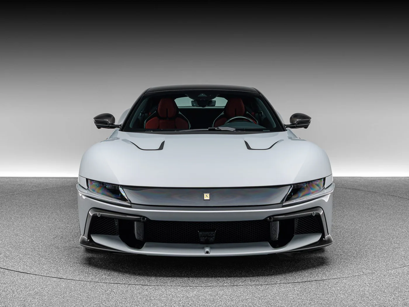 2025 Ferrari 12Cilindri proposée par un concessionnaire spécialisé à Böblingen, Allemagne, photo 10 sur 15