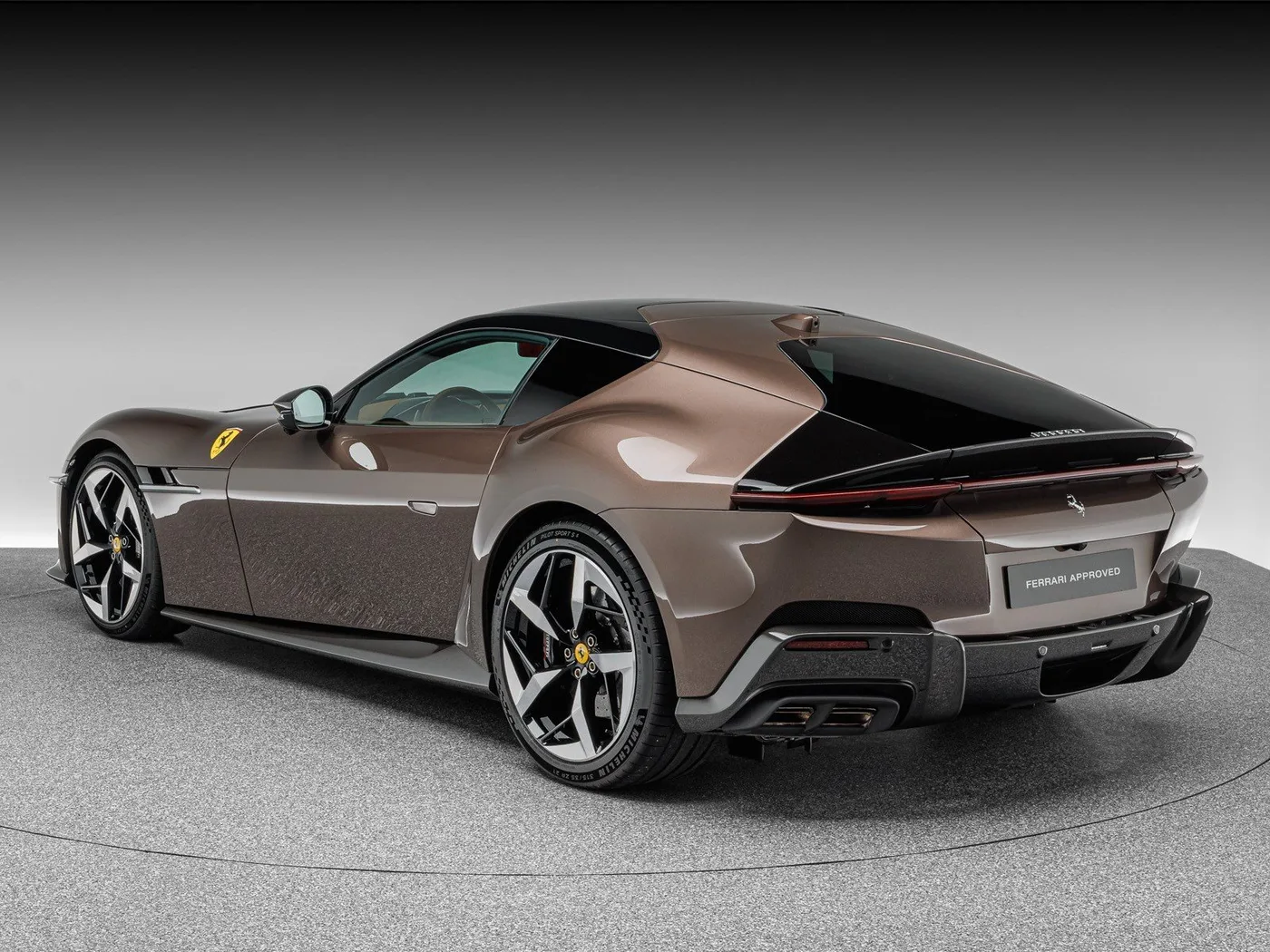 2025 Ferrari 12Cilindri offered by a specialist dealer in Böblingen, Germany, photo 3 of 15