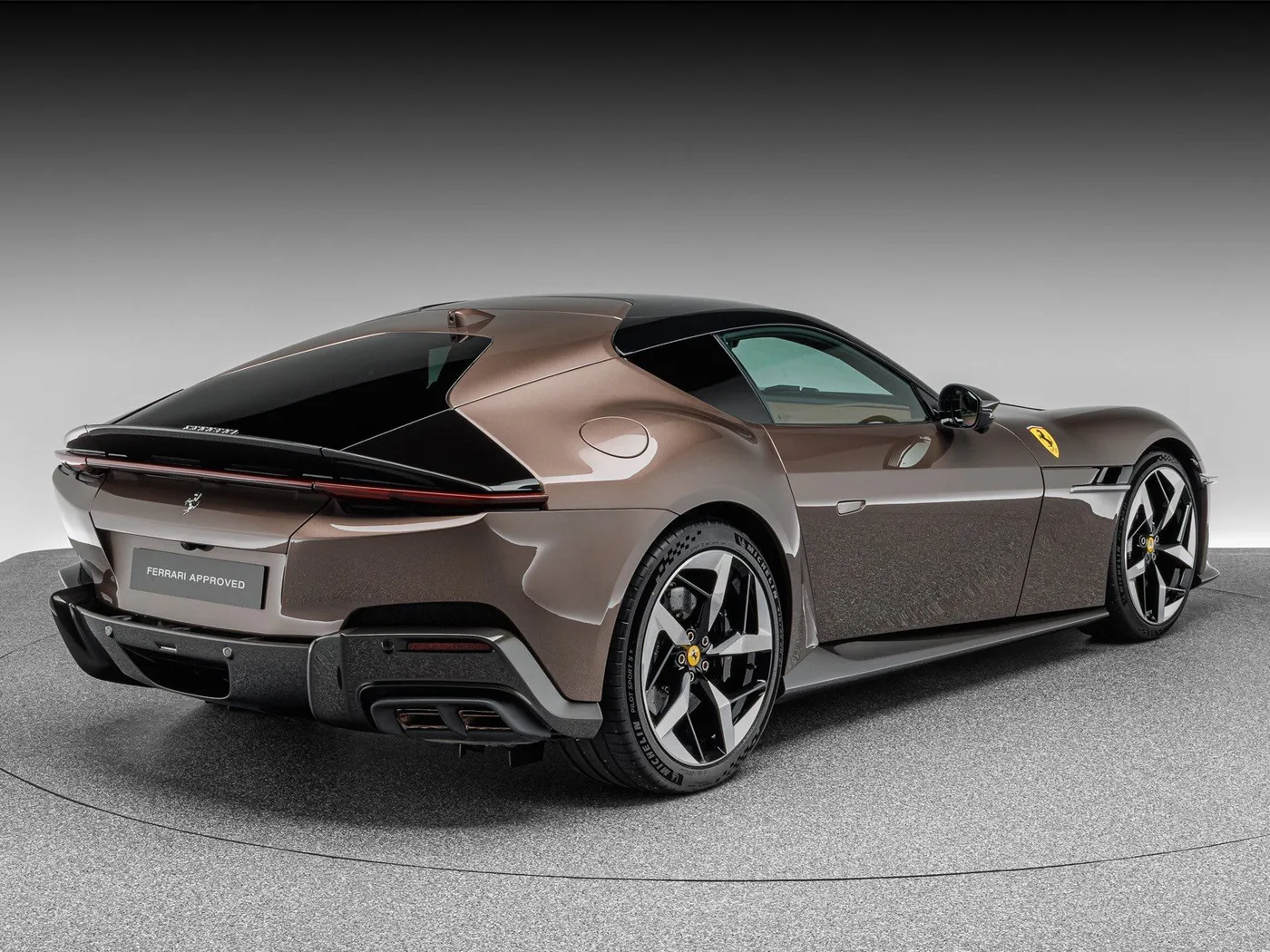 2025 Ferrari 12Cilindri offered by a specialist dealer in Böblingen, Germany, photo 7 of 15