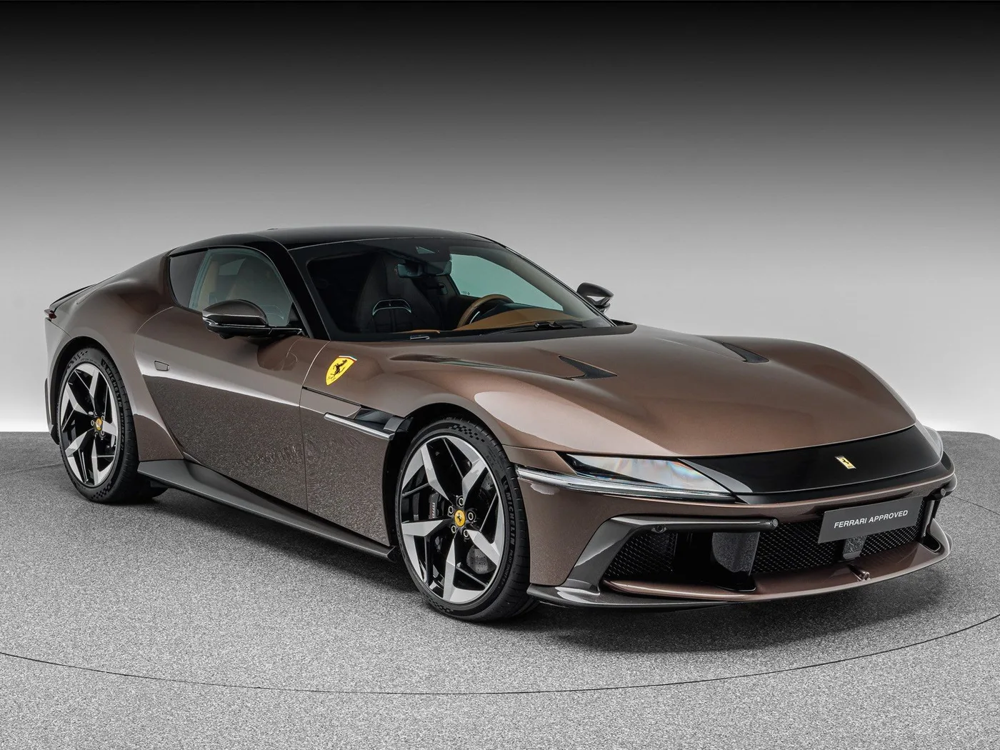 2025 Ferrari 12Cilindri offered by a specialist dealer in Böblingen, Germany, photo 9 of 15