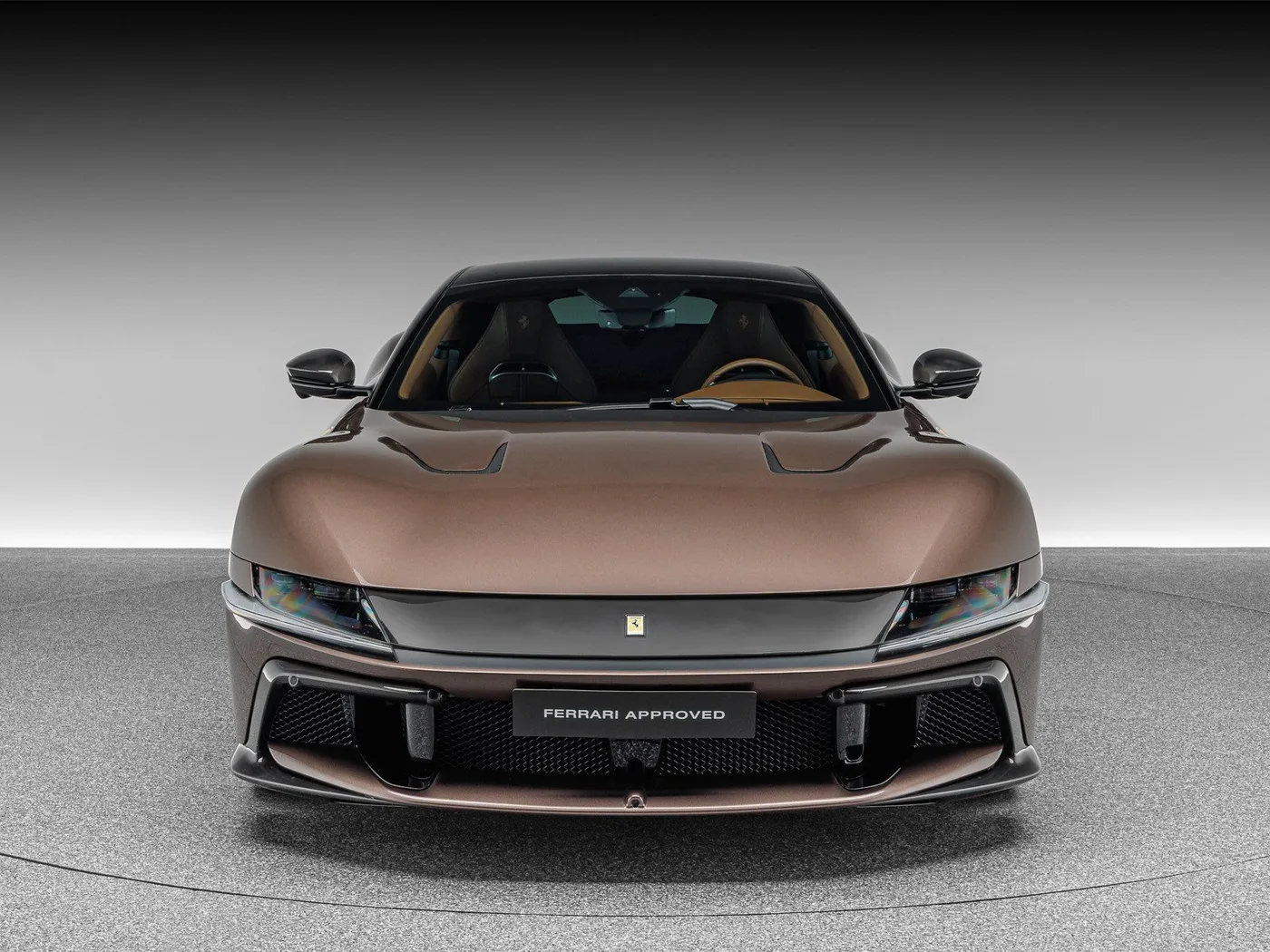 2025 Ferrari 12Cilindri offered by a specialist dealer in Böblingen, Germany, photo 10 of 15