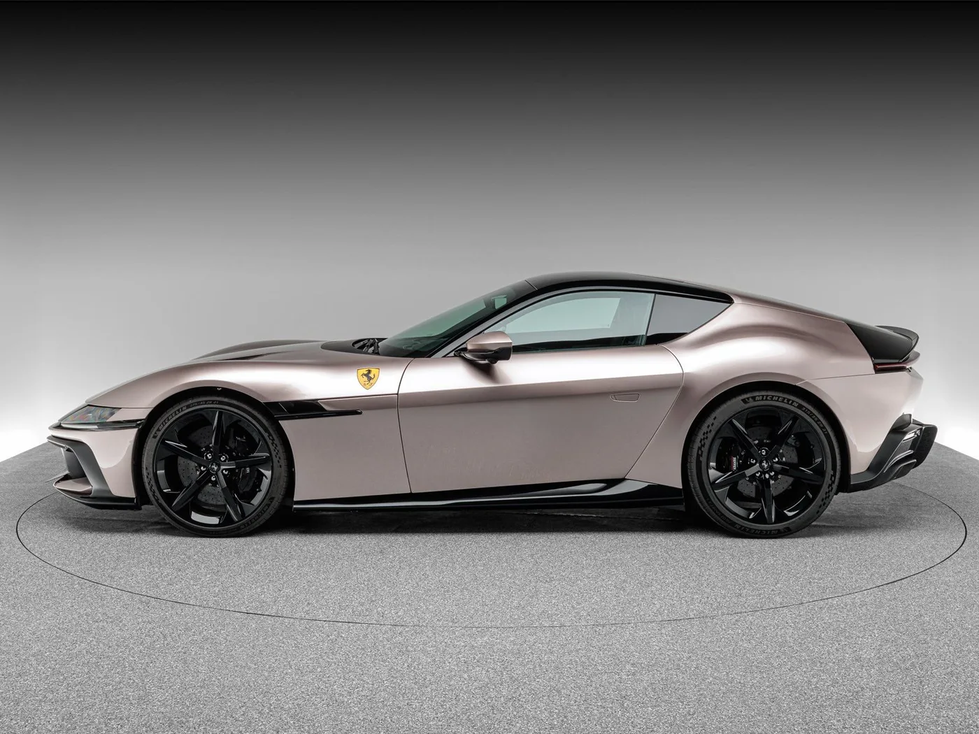2025 Ferrari 12Cilindri offered by a specialist dealer in Böblingen, Germany, photo 2 of 15