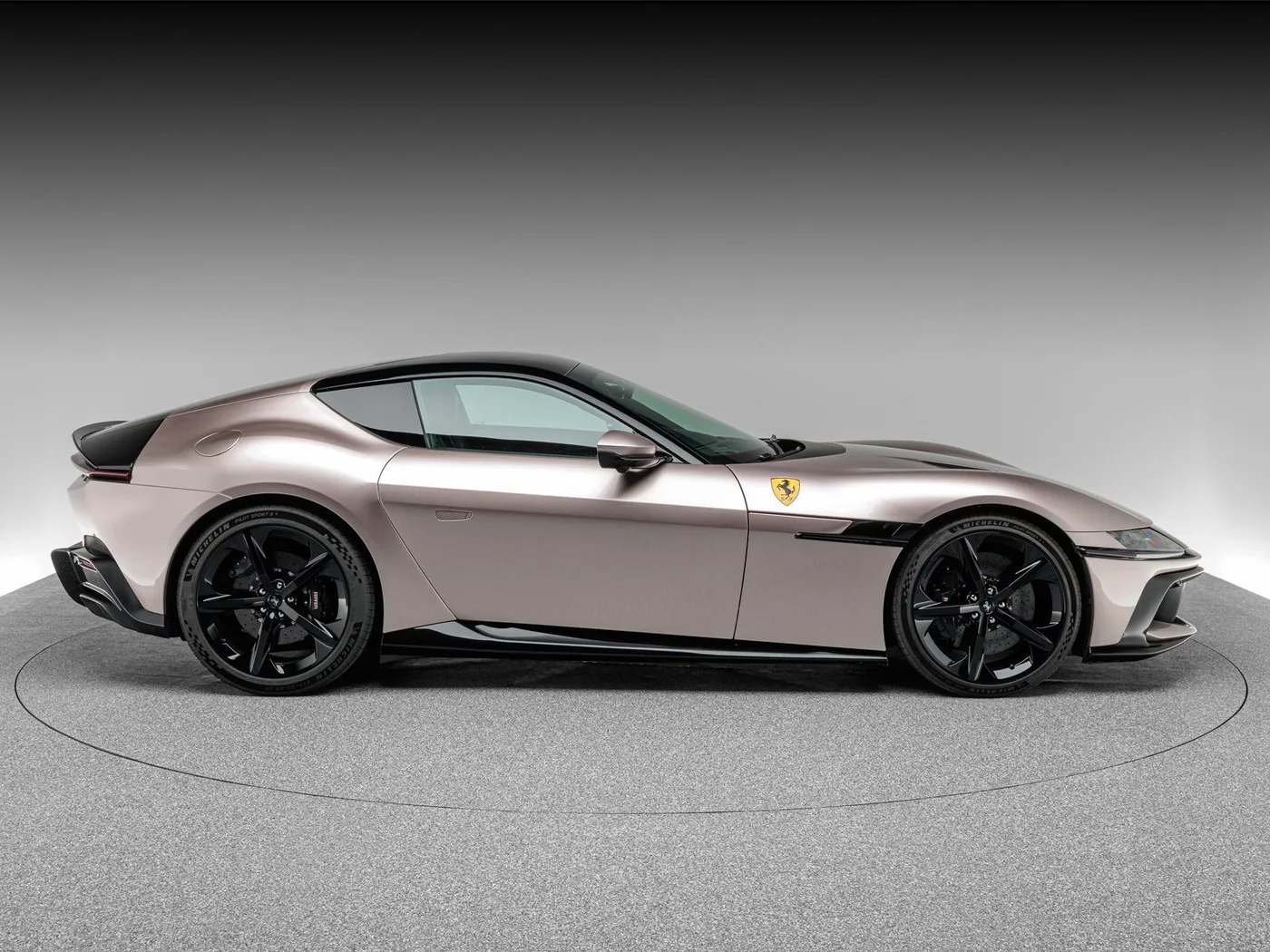 2025 Ferrari 12Cilindri offered by a specialist dealer in Böblingen, Germany, photo 6 of 15