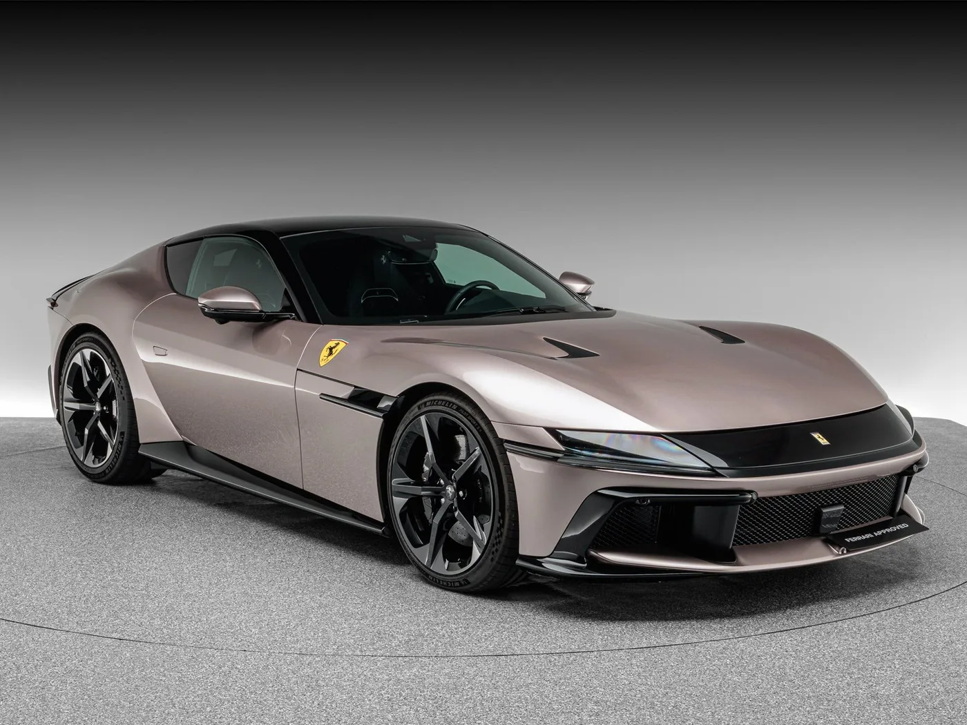 2025 Ferrari 12Cilindri offered by a specialist dealer in Böblingen, Germany, photo 7 of 15