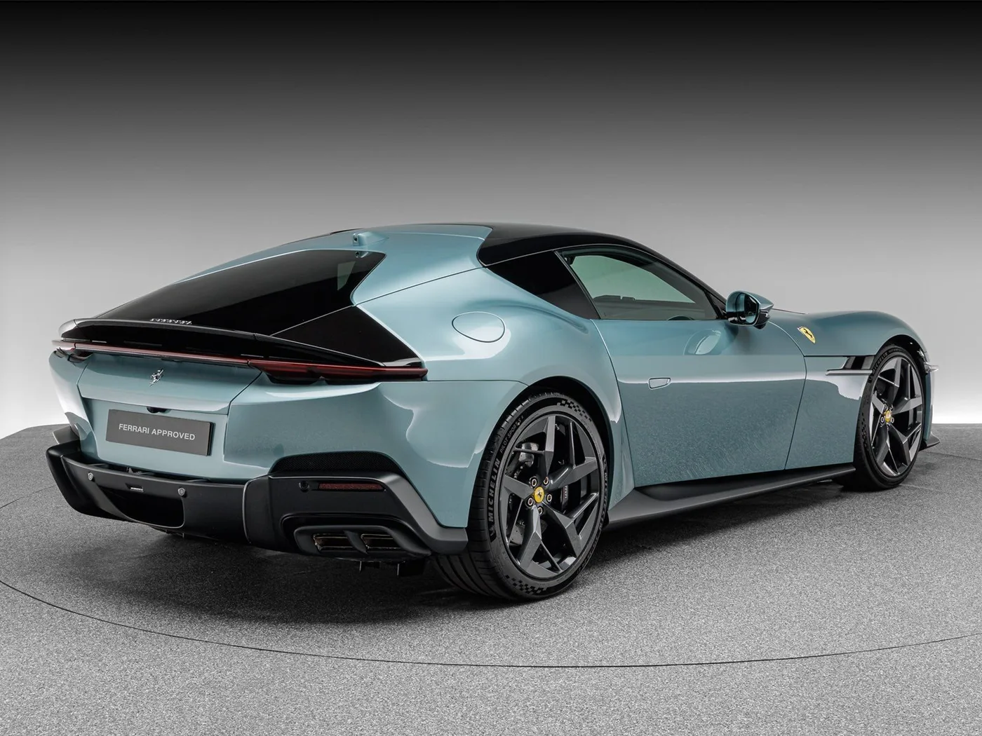 2025 Ferrari 12Cilindri offered by a specialist dealer in Böblingen, Germany, photo 7 of 15