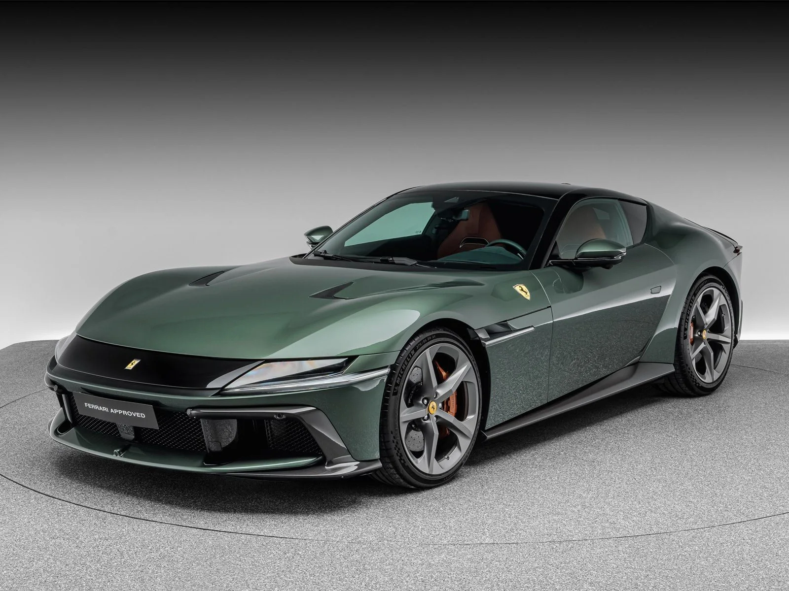 2025 Ferrari 12Cilindri proposée par un concessionnaire spécialisé à Böblingen, Allemagne, photo principale