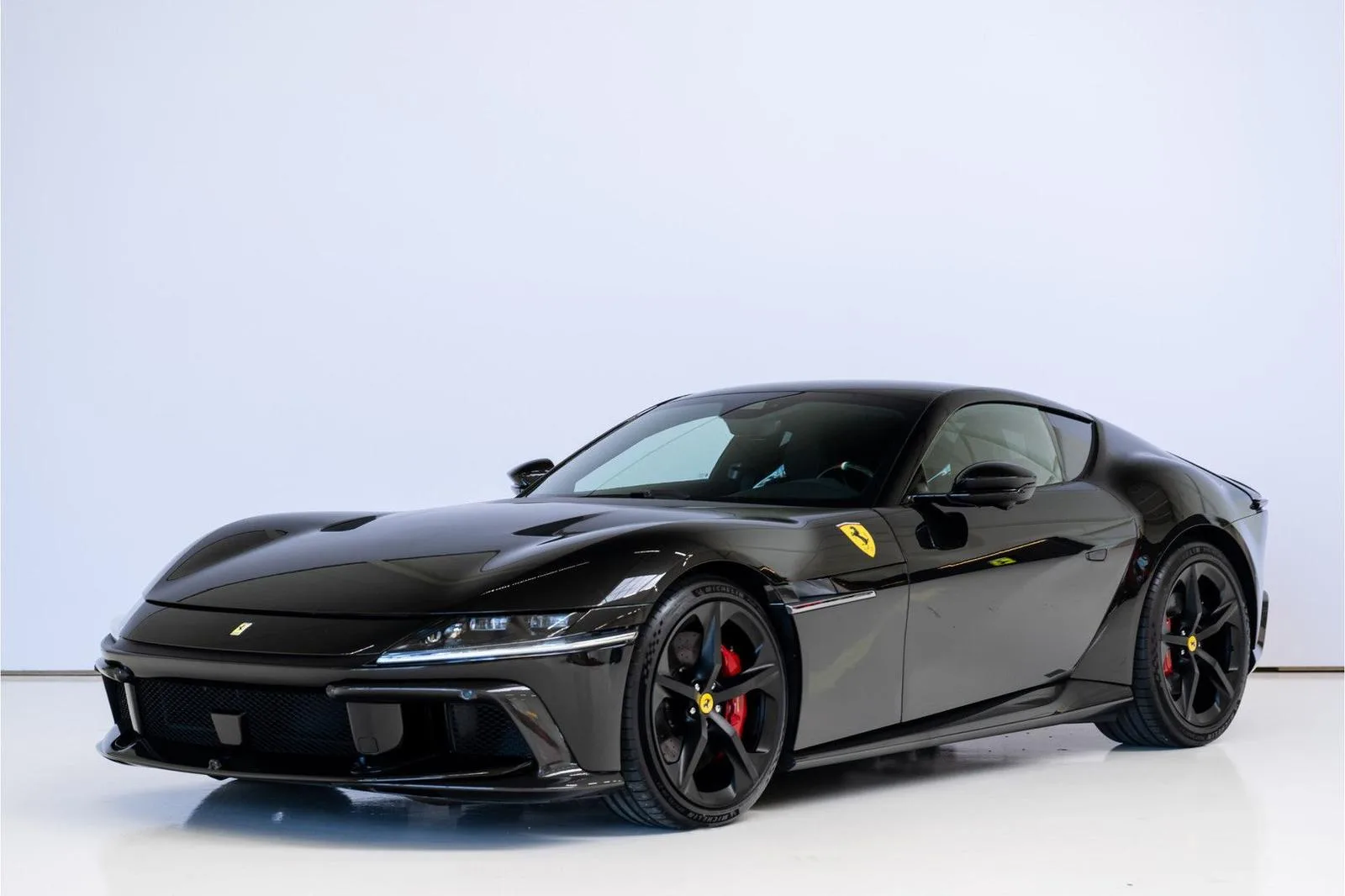 2025 Ferrari 12Cilindri angeboten von einem Fachhändler in Velddriel, Niederlande, Hauptfoto