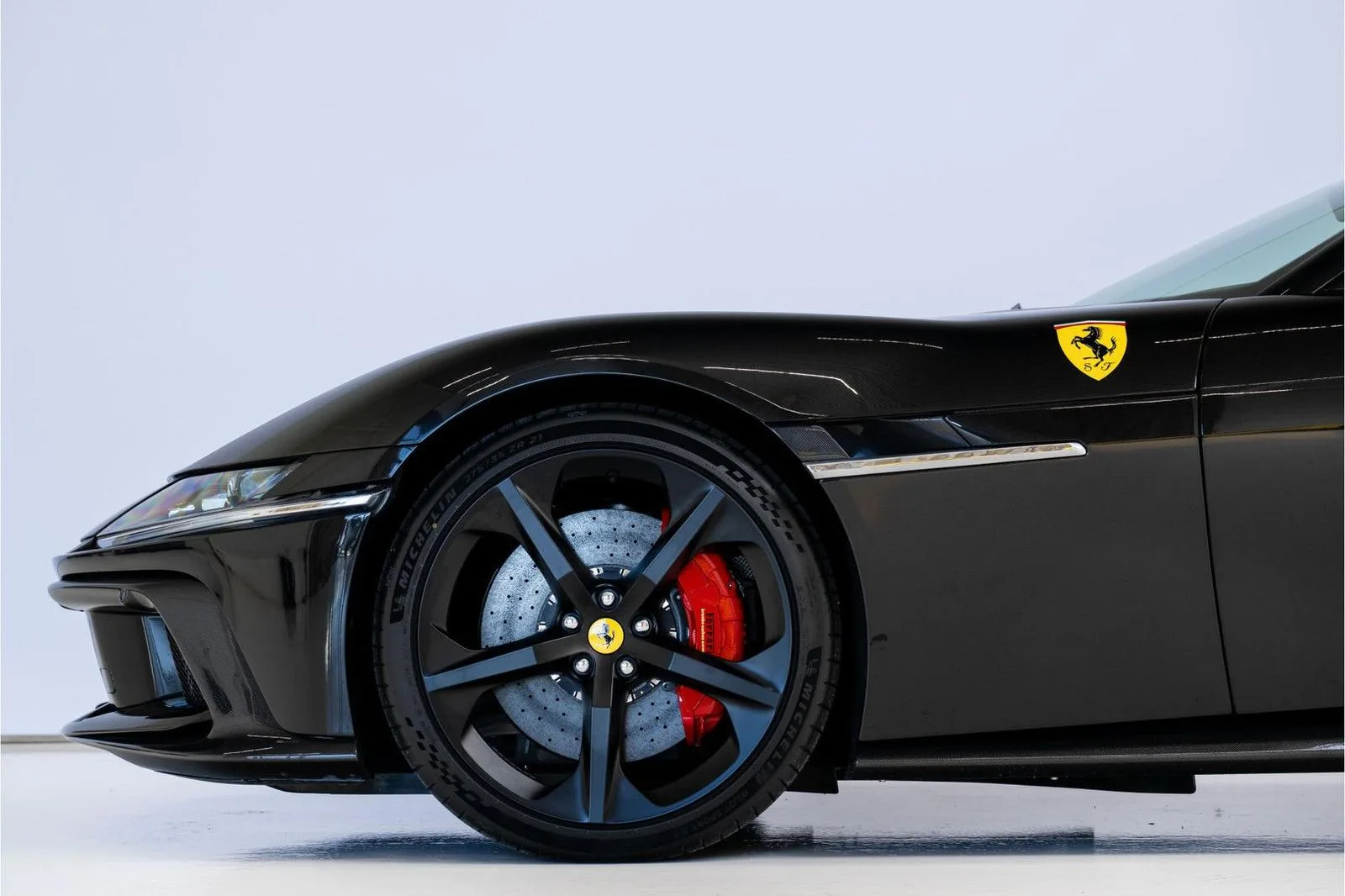 2025 Ferrari 12Cilindri, 4/13
