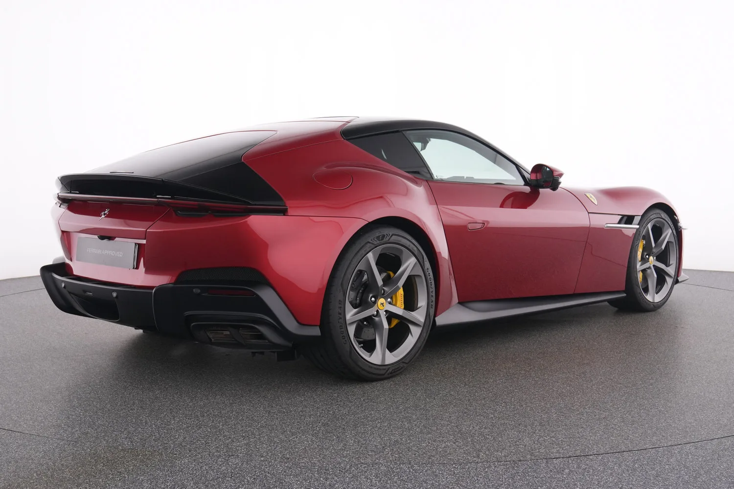 2025 Ferrari 12Cilindri, 3/6