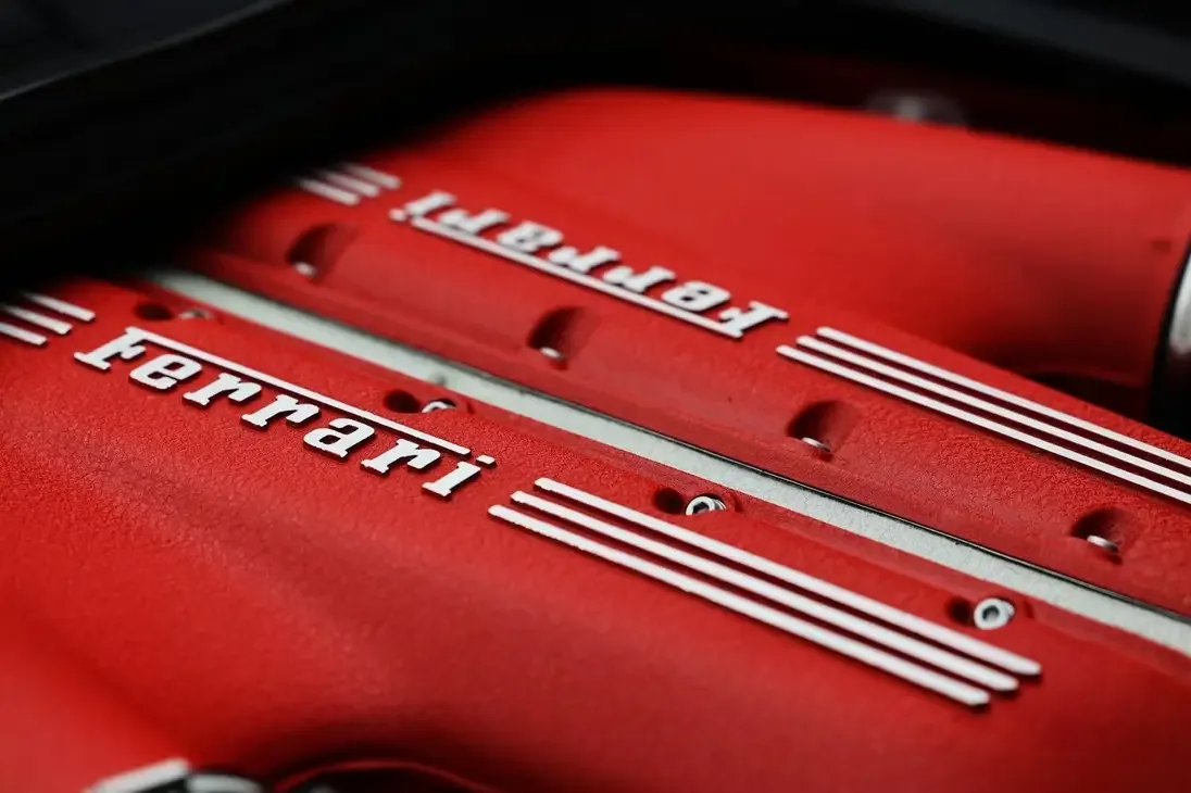2025 Ferrari 12Cilindri, 2/30
