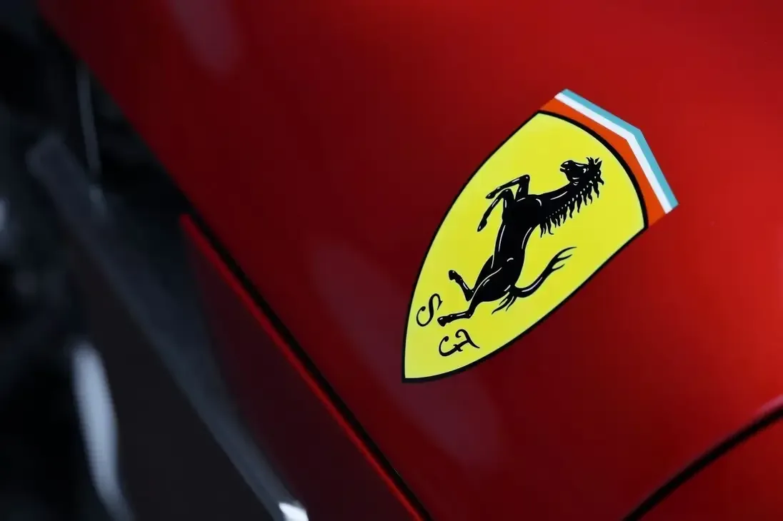 2025 Ferrari 12Cilindri, 10/30
