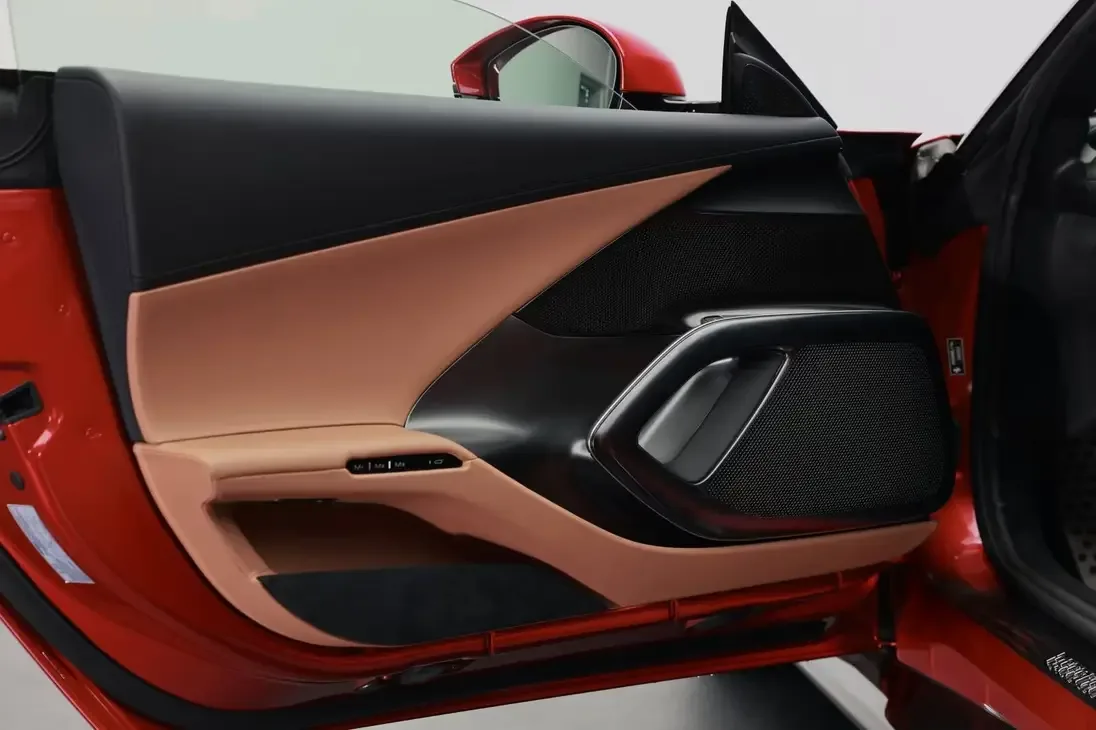 2025 Ferrari 12Cilindri, 30/30
