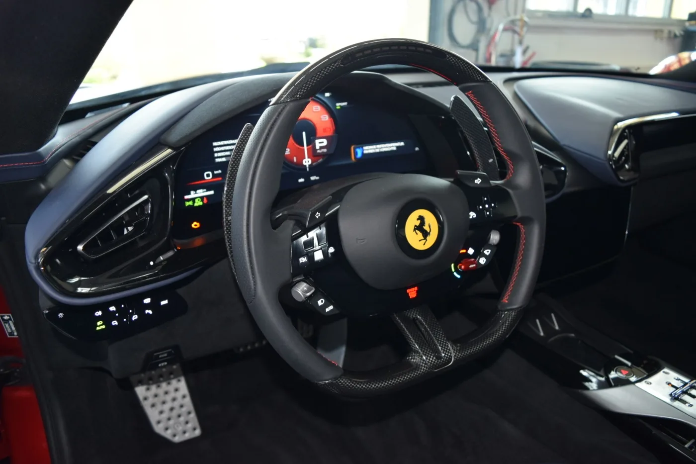 2025 Ferrari 12Cilindri offered by a specialist dealer in Pfaffenhofen an der Ilm, Germany, photo 9 of 15