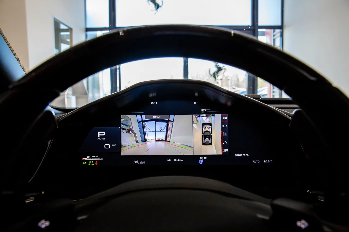 2025 Ferrari 12Cilindri angeboten von einem Fachhändler in Hengelo, Niederlande, Foto 14 von 15