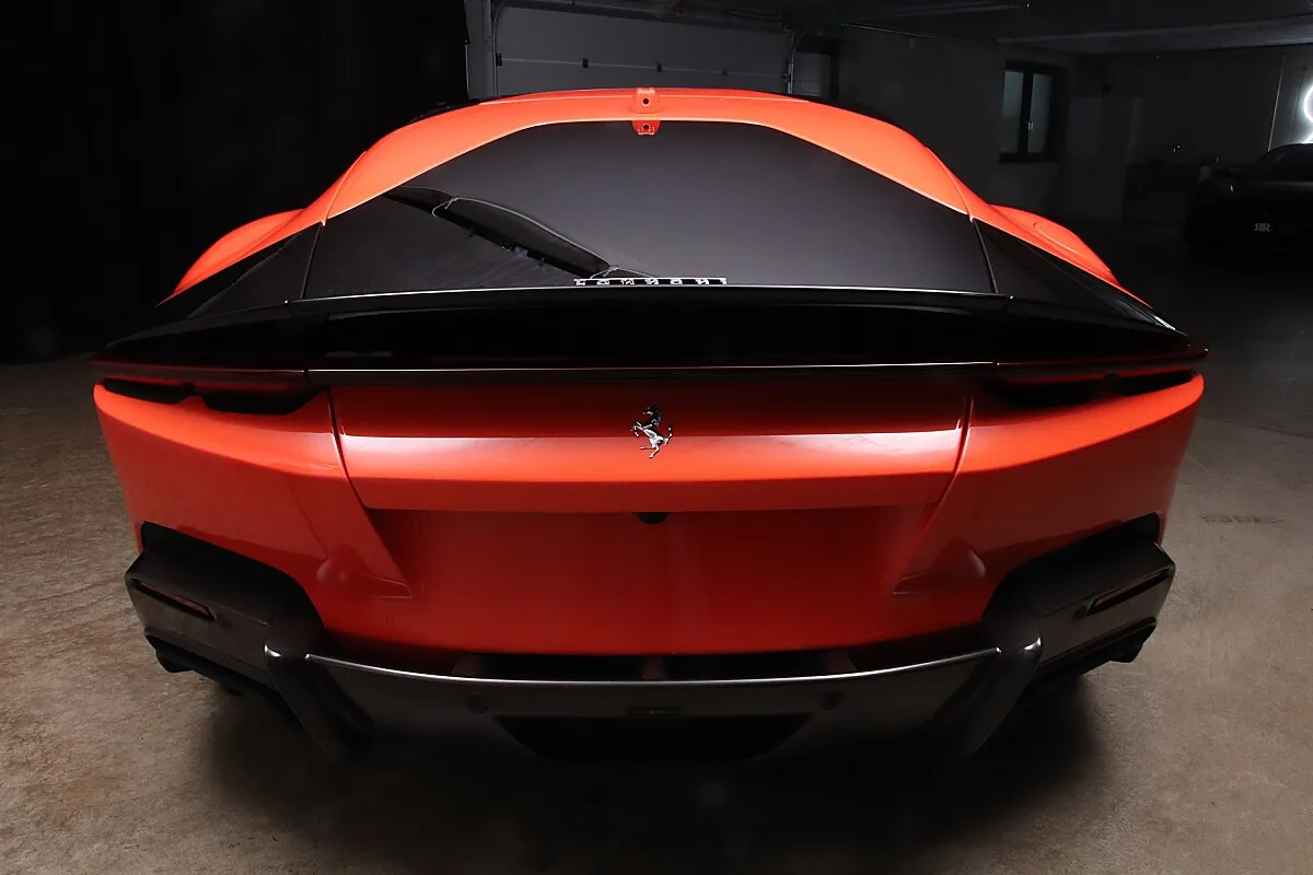2025 Ferrari 12Cilindri proposée par un concessionnaire spécialisé à Unterweitersdorf, Autriche, photo 4 sur 15