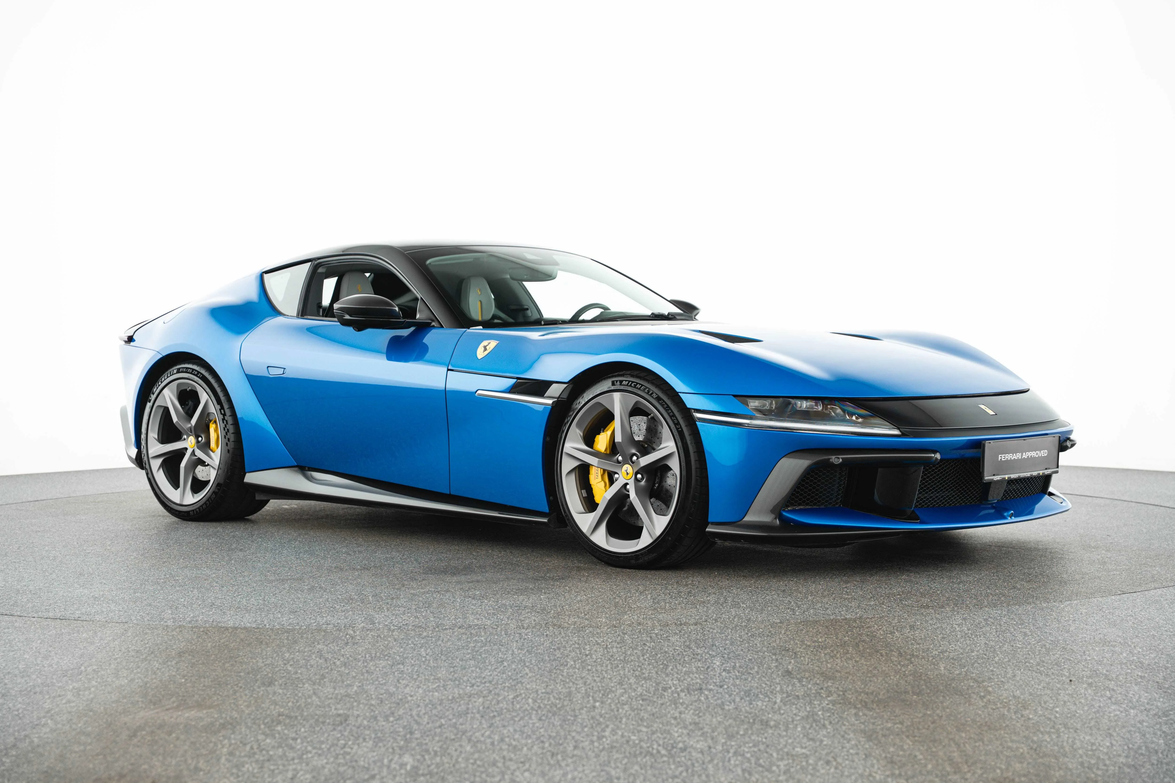 2025 Ferrari 12Cilindri, 3/30