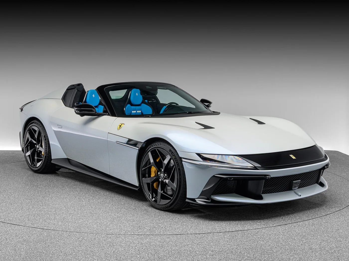 2025 Ferrari 12Cilindri Spider angeboten von einem Fachhändler in Böblingen, Deutschland, Foto 10 von 25