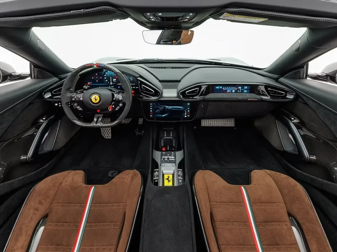 2025 Ferrari 12Cilindri Spider, 8/8