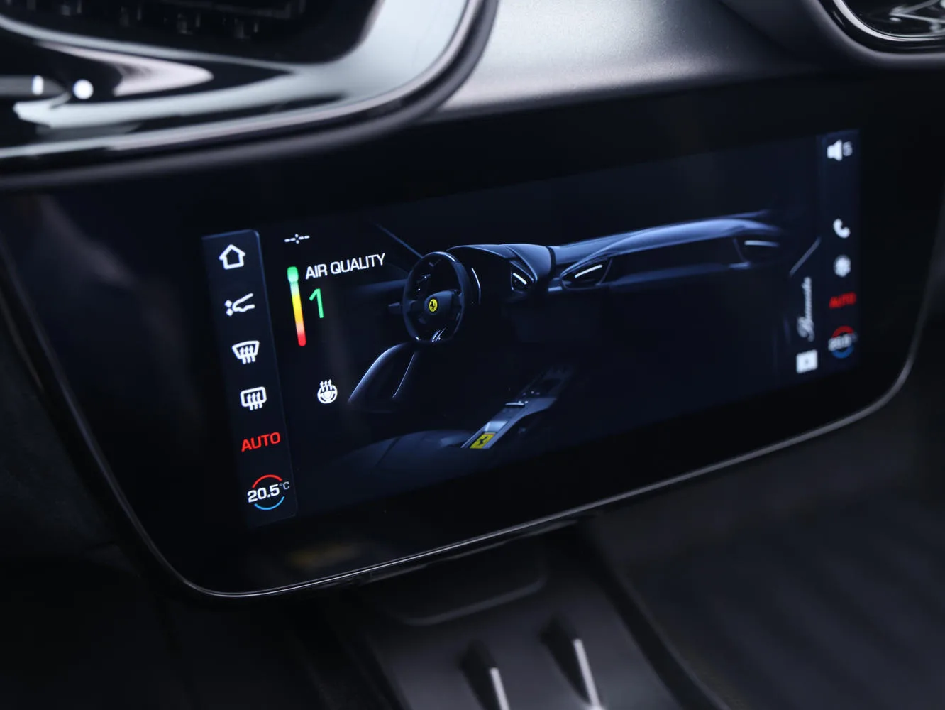 2025 Ferrari 12Cilindri Spider, 11/29